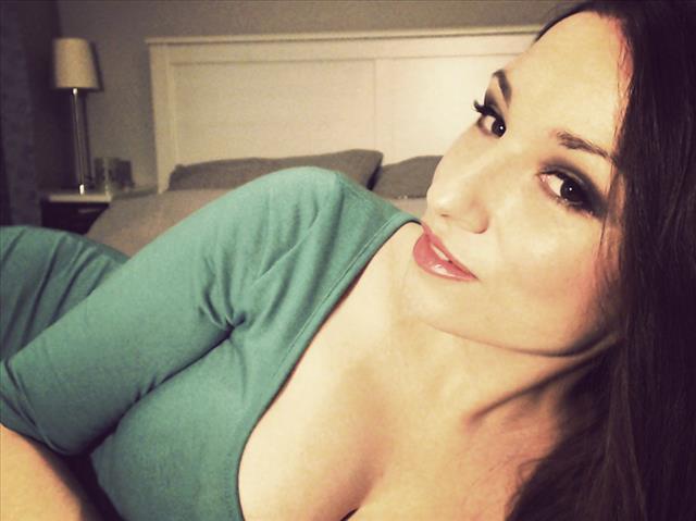 Profilbild von Enya, 28 Jahre - sucht Parkplatzsex Kontakte