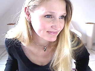 Profilbild von Laura-nett, 31 Jahre - sucht Parkplatzsex Kontakte