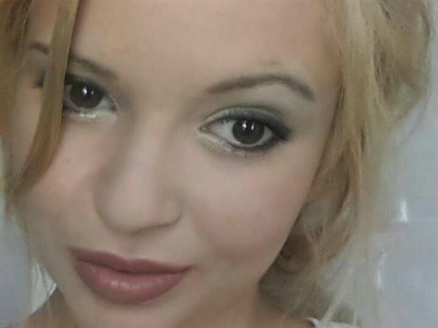 Profilbild von MissLylaa, 22 Jahre - sucht Parkplatzsex Kontakte