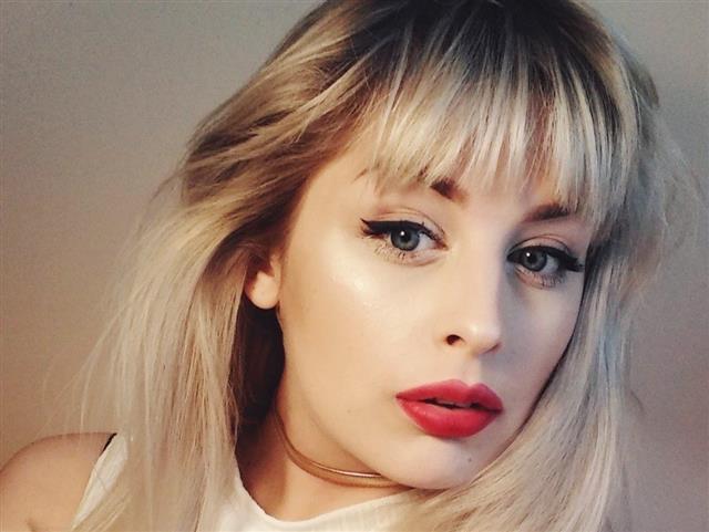 nemeziss, 22 - Mitglied aus Dachau