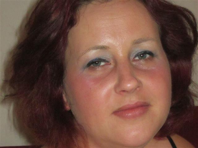 Profilbild von Red-Gina, 38 Jahre - sucht Parkplatzsex Kontakte
