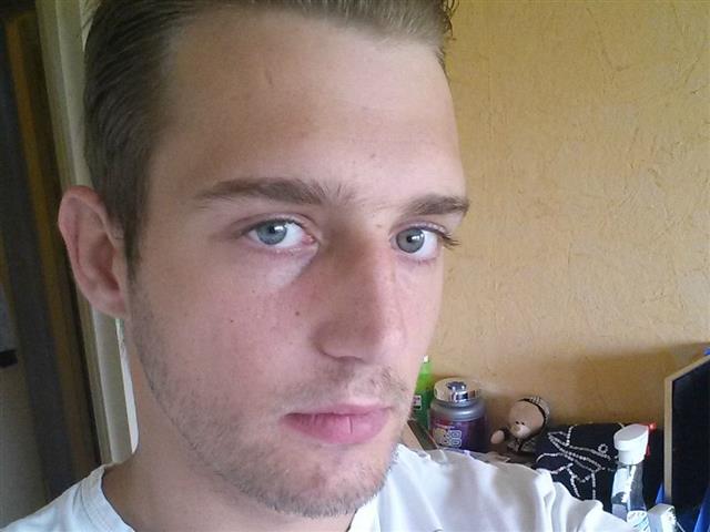 Profilbild von spikeone1989, 27 Jahre - sucht Parkplatzsex Kontakte