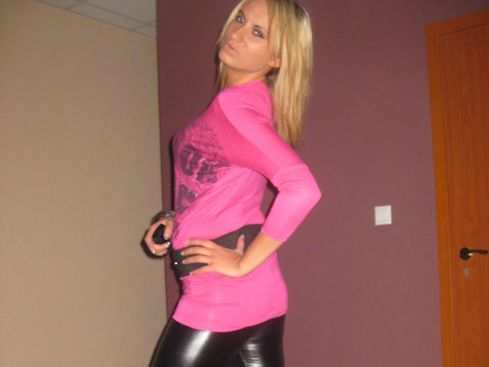 Profilbild von Tanja99, 27 Jahre - sucht Parkplatzsex Kontakte